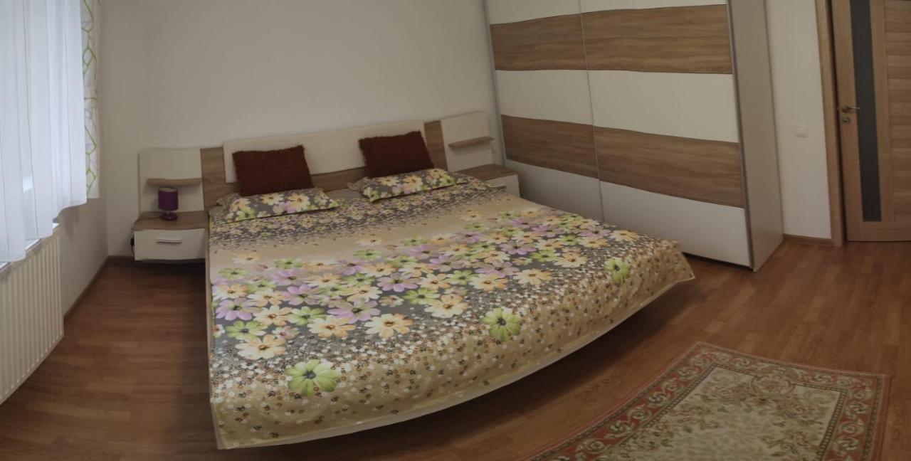Cosy Apartment I Тиргу-Муреш Екстер'єр фото